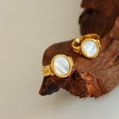 White Shell Round Statement Ring