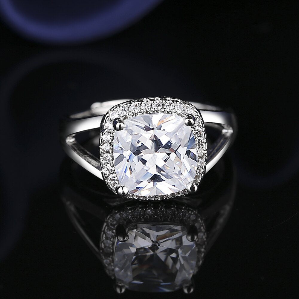 Lumière Charm Ring product detail