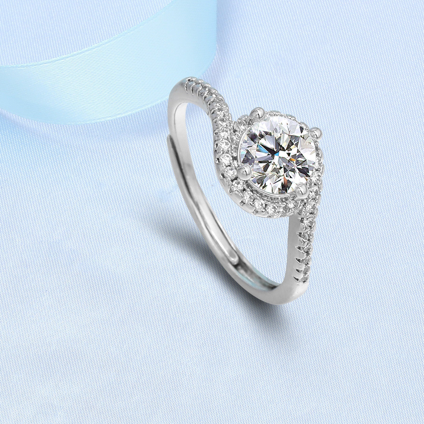 Lumière Charm Ring product detail