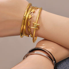 18K Gold-Plated Heart Detail Cuff Bracelet