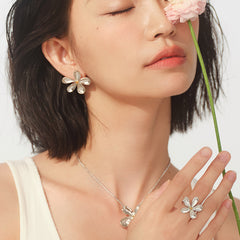 Daphne Modern Stud Earrings No. 183547
