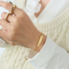 18K Gold-Plated Patterned Clasp Bracelet