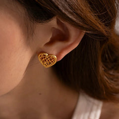 18K Open Heart Mesh Earrings