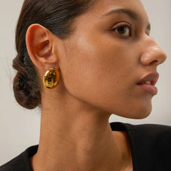 18K Hammered Oval Earring
