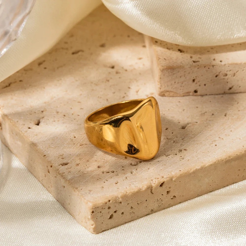 Wide Wave Textured Ring