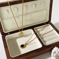 18K Classy Vintage Inspired Oval Gem Stone Necklace