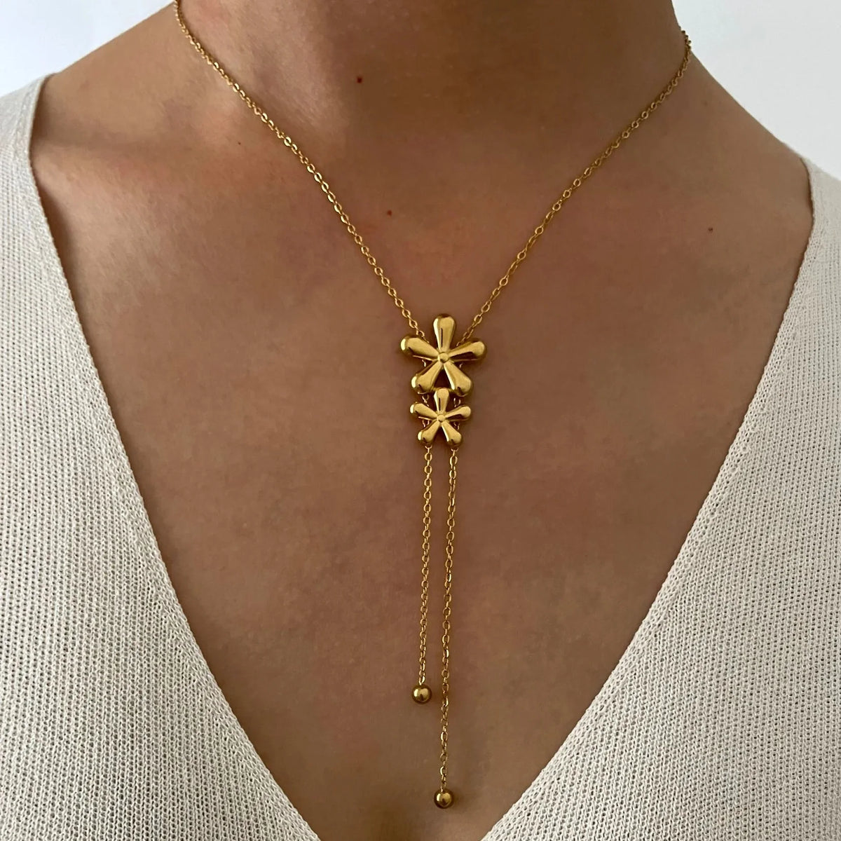 18K Feminine Floral Tassel Necklace