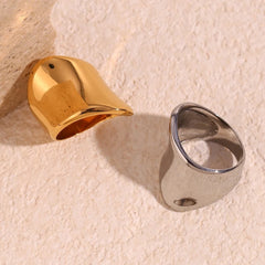 18K Wide Waves Classy Ring
