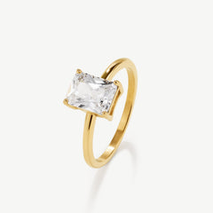 Emerald Solitaire Diamond-Inspired Ring 2ct