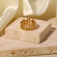 18K Rice Bead Ring