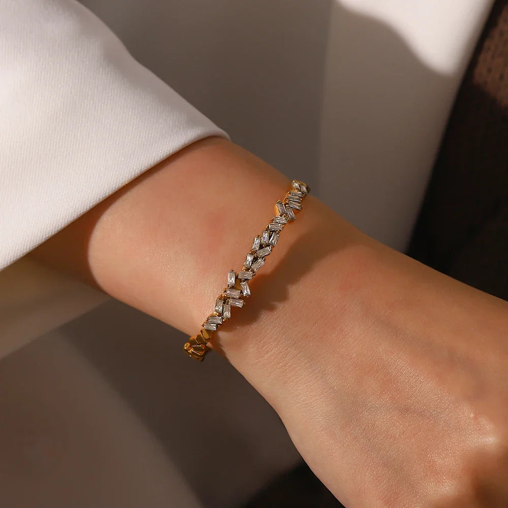 18K Scattered Diamonds Bangle Bracelet