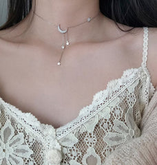 Crescent Moon Dangling Star Necklace - Veinci