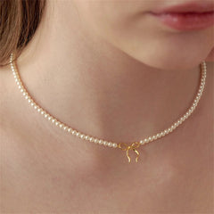 Dainty Beaded Pearl Bow Feminine Choker Necklace - Veinci