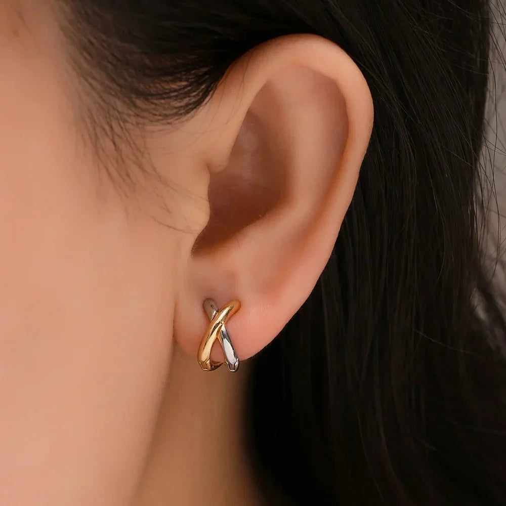 Dainty Criss Cross Contrast Earrings - Veinci