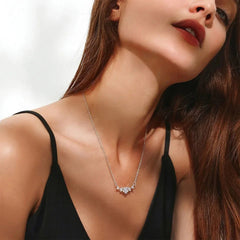 Dainty Diamond Floral Petals Necklace - Veinci