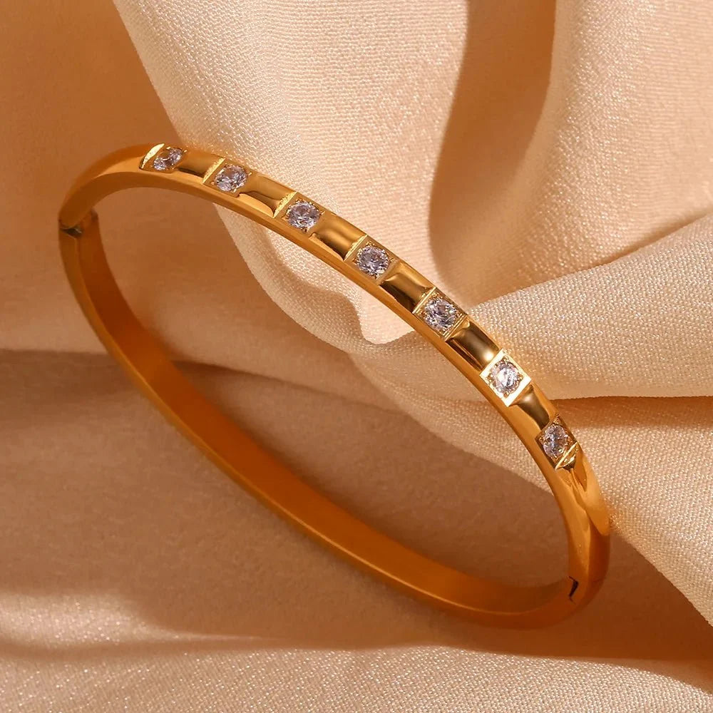Diamond Accented Gold Cuff Bracelet - Veinci