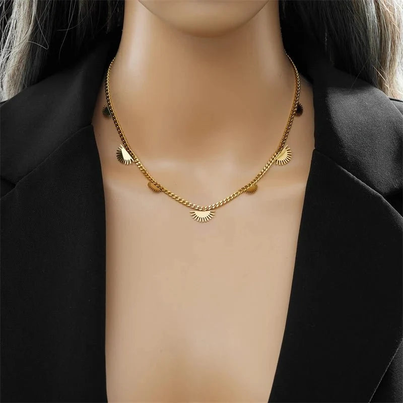 Half Sun Charm Necklace and Bracelet Set - Veinci