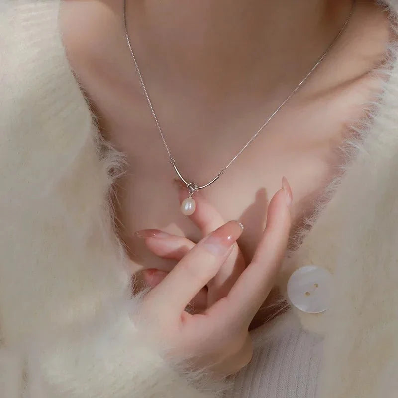 Pearl Drop Knot Dainty Chain Necklace - Veinci