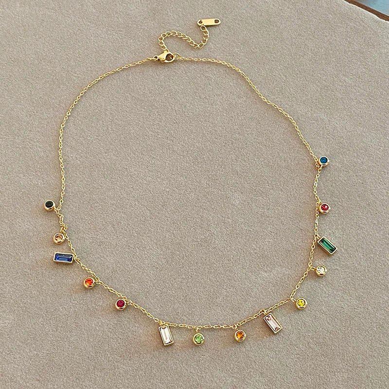 Scattered Dainty Crystals Choker Necklace - Veinci