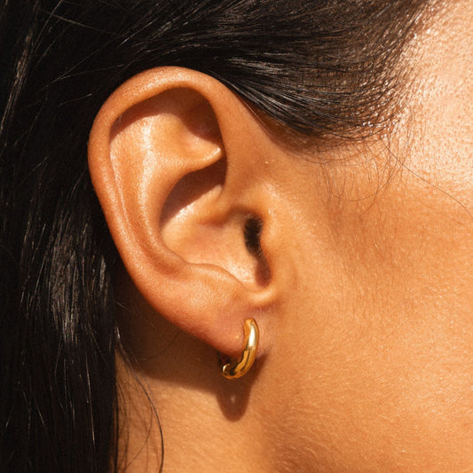 Wavy Hoops