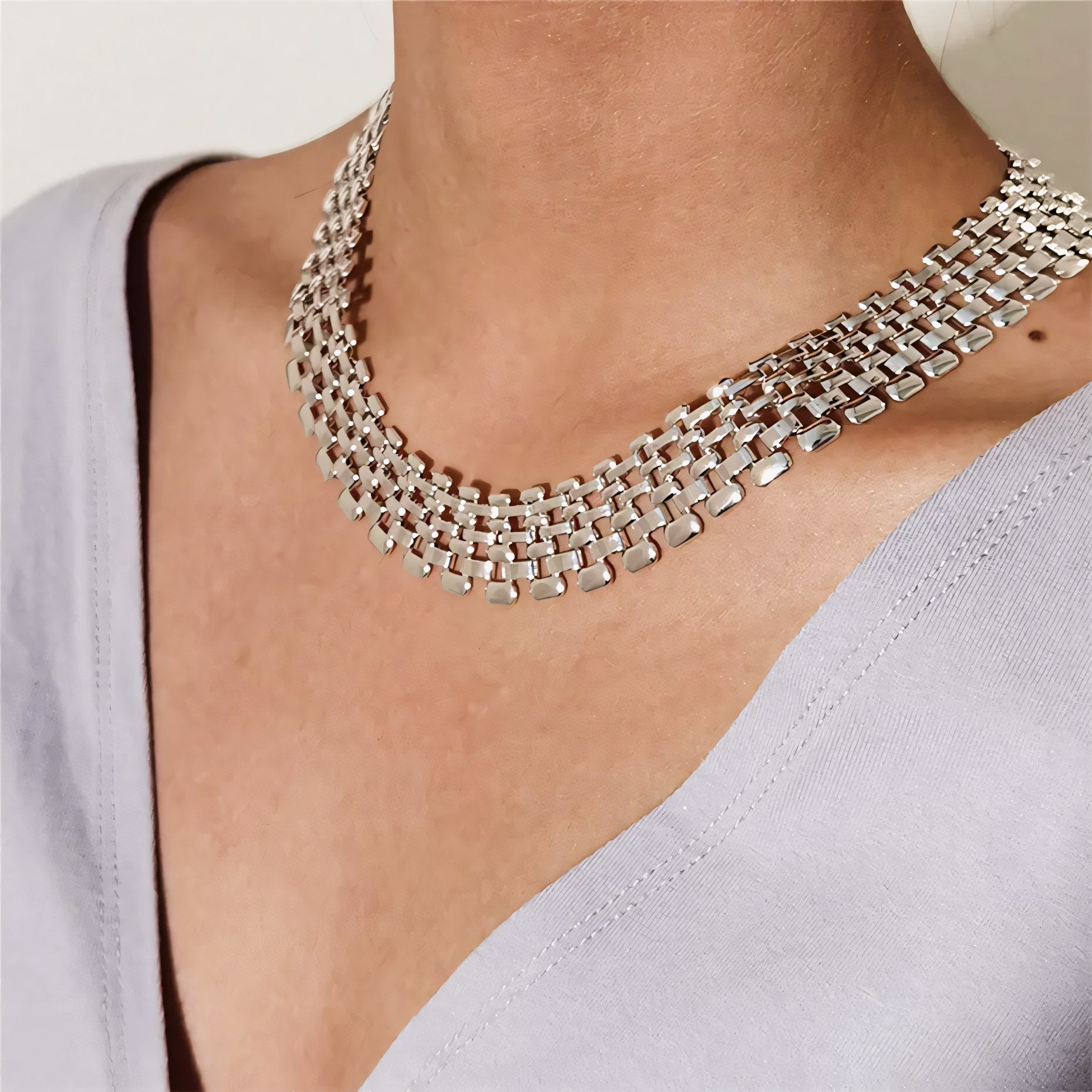 Wide Flow Flat Chain Choker Necklace - Veinci